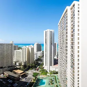 https://hawaiian-sun-holidays.hotelsinhawaii.org